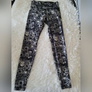 Lululemon Floral Leggings size 4